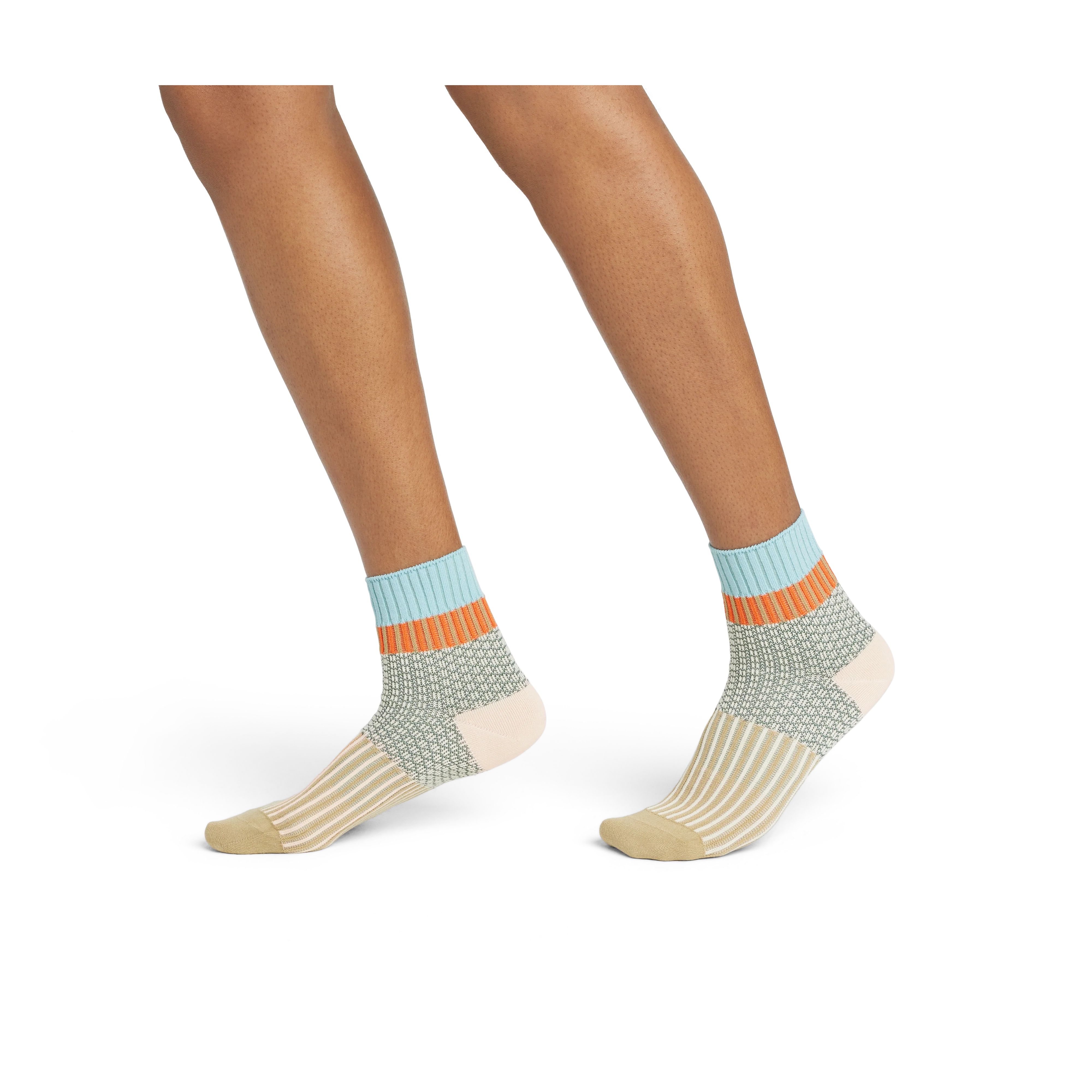 Women's Textured Lightweight Quarter Socks - Image 14